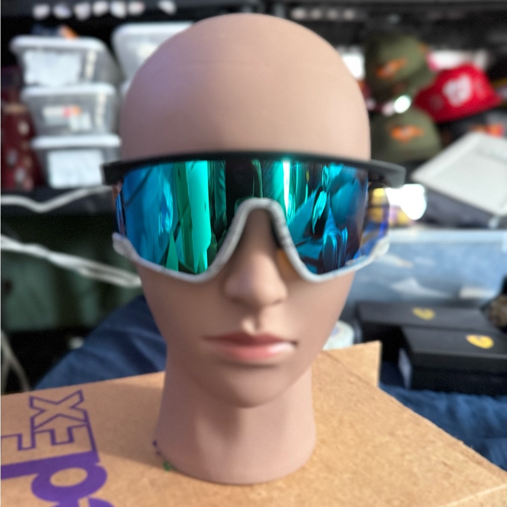 Oakley Blue and Black Men's Sunglasses